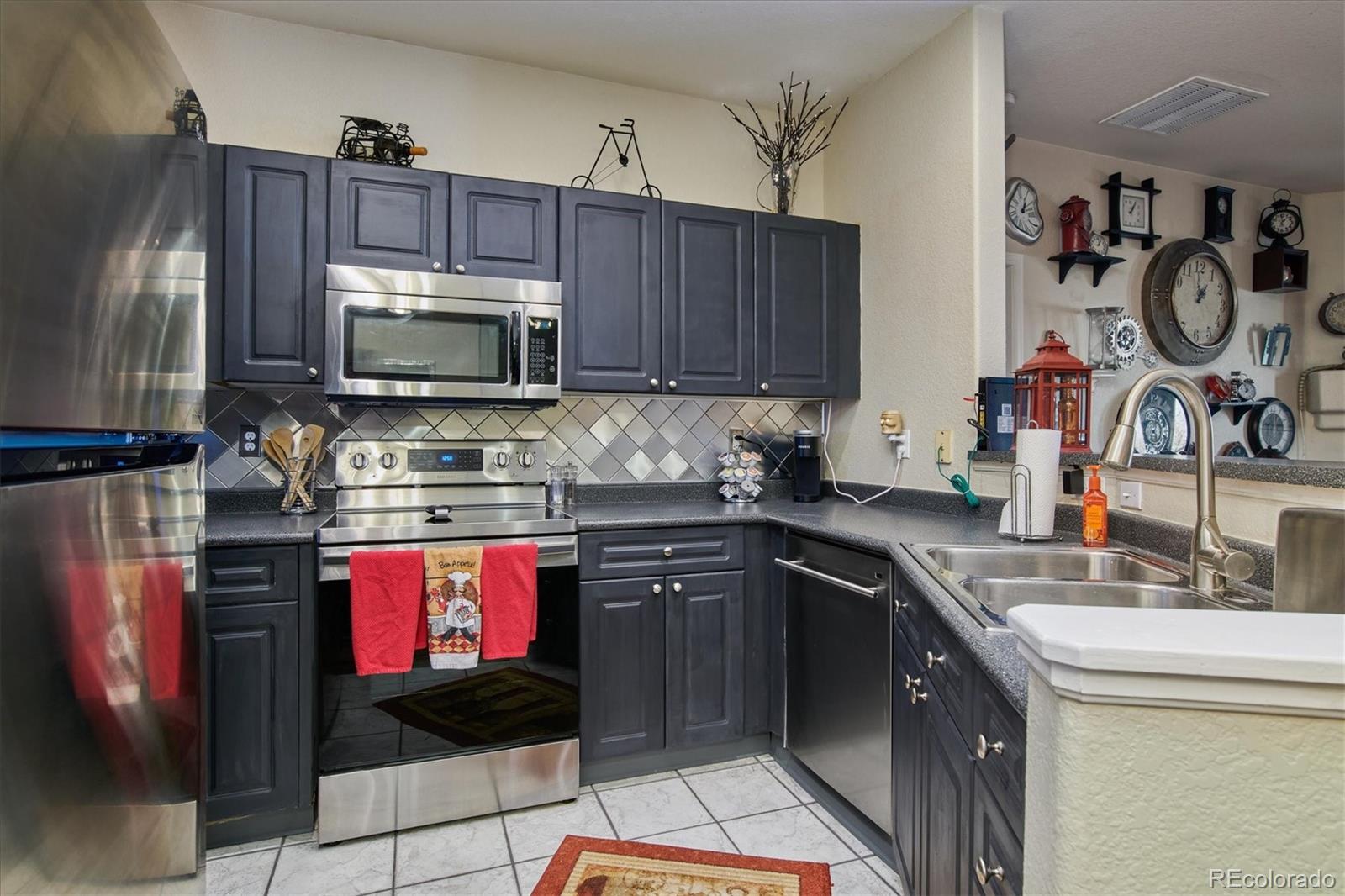 7414 S Alkire Street Unit: 207