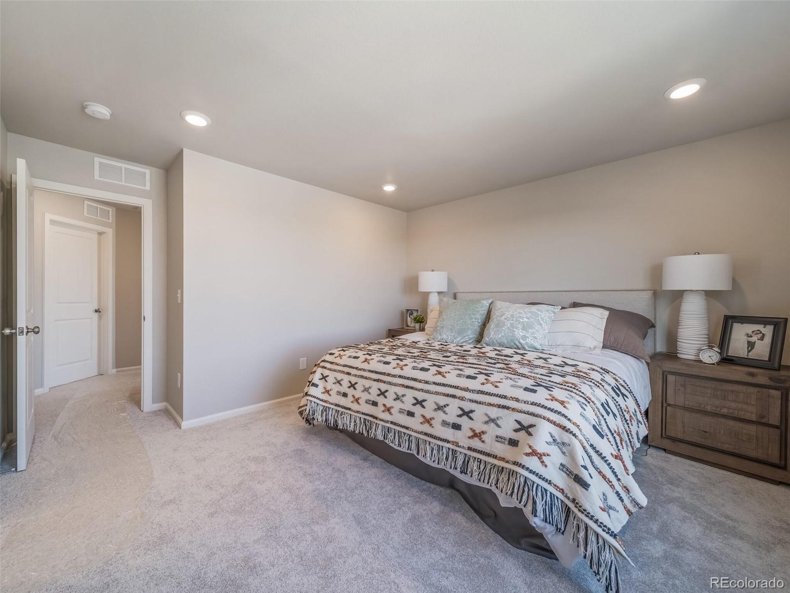 21943 E 38th Place