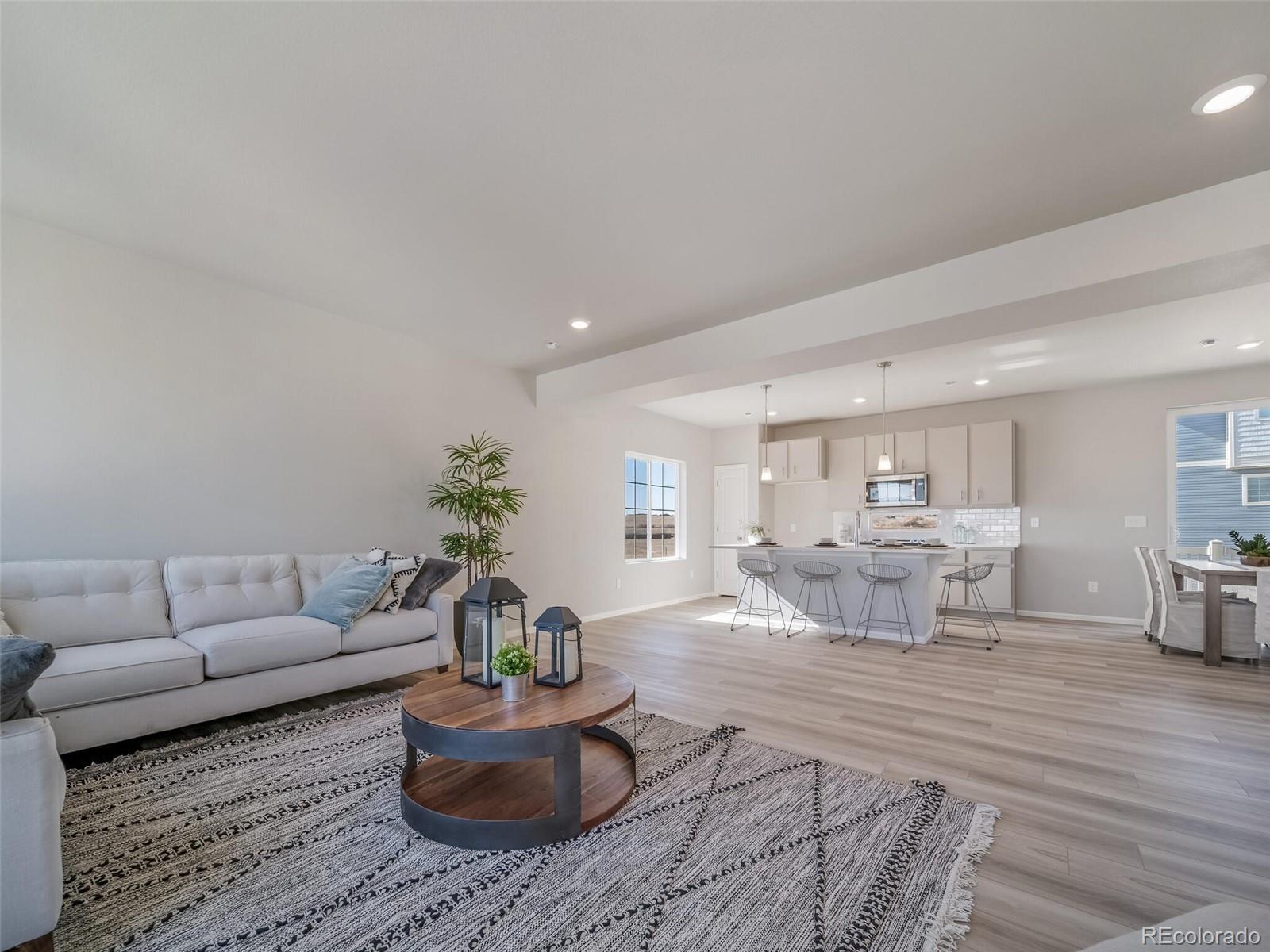 21943 E 38th Place
