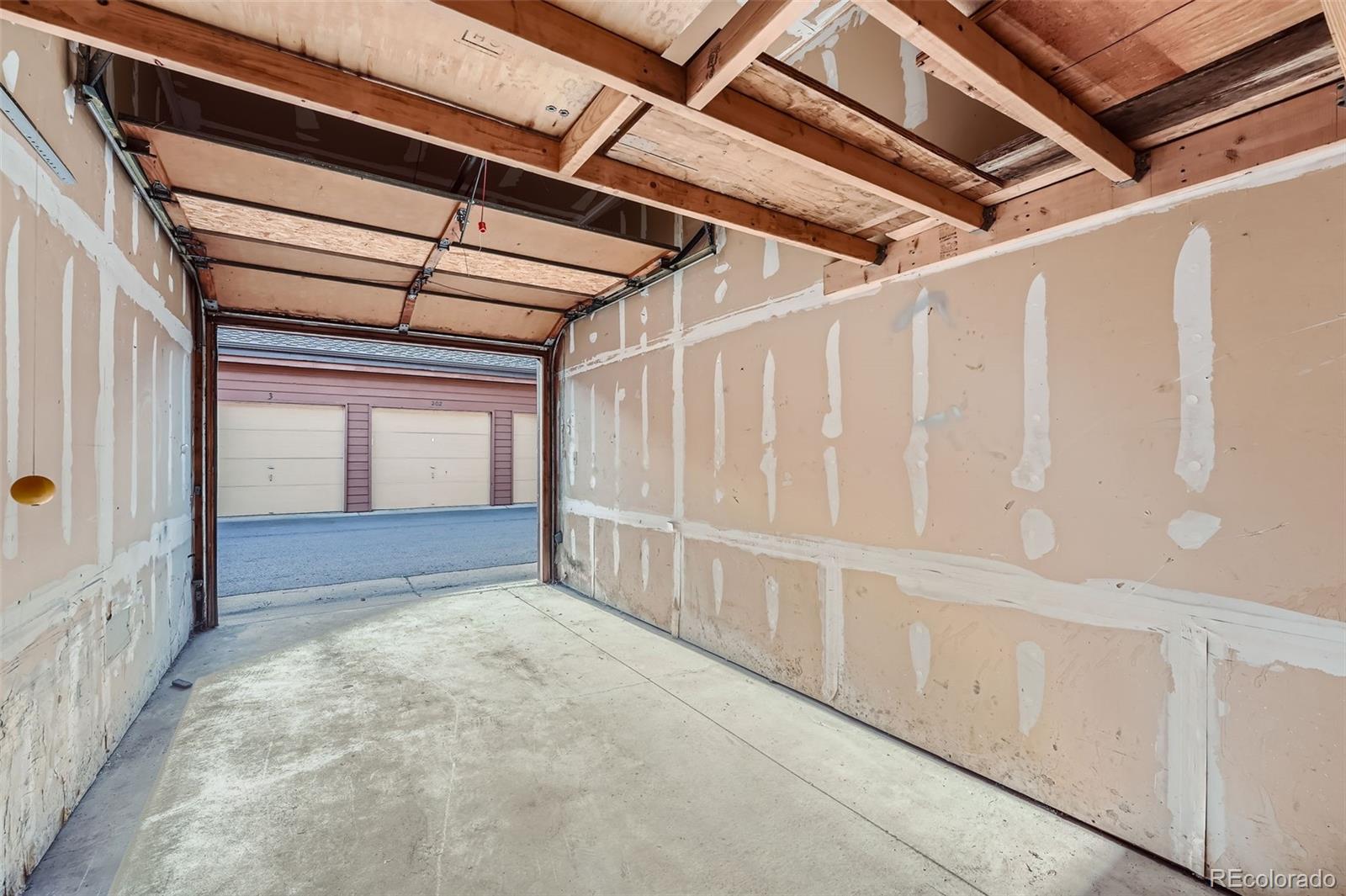 2685 S Dayton Way Unit: 212