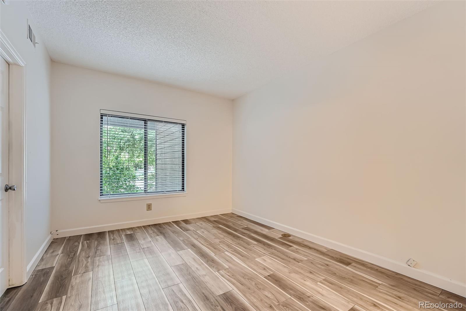 2685 S Dayton Way Unit: 212
