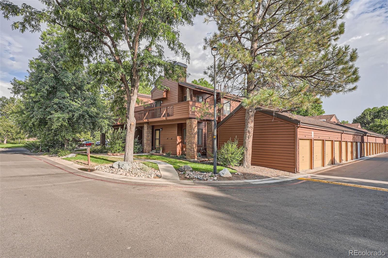 2685 S Dayton Way Unit: 212