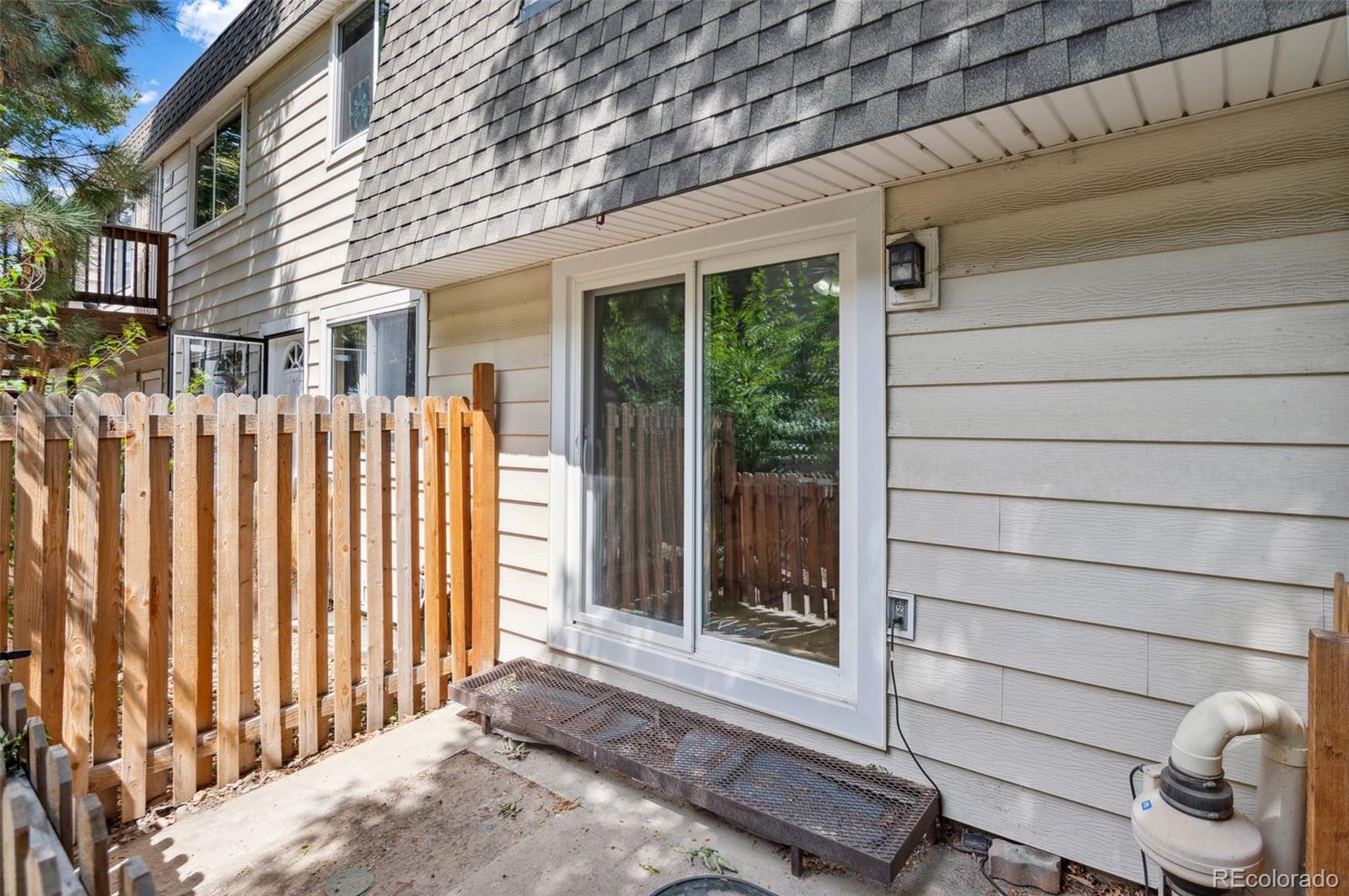 1165 S Oneida Street Unit: A