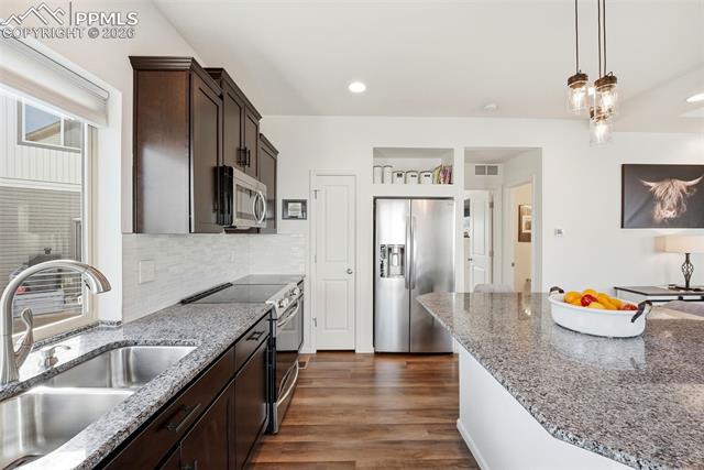 6048 Ashmore Lane