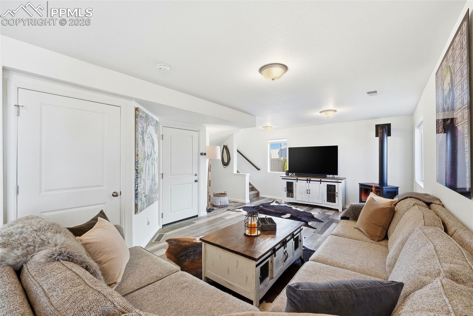 6048 Ashmore Lane