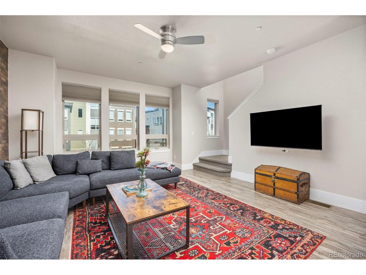 506 Promenade Dr