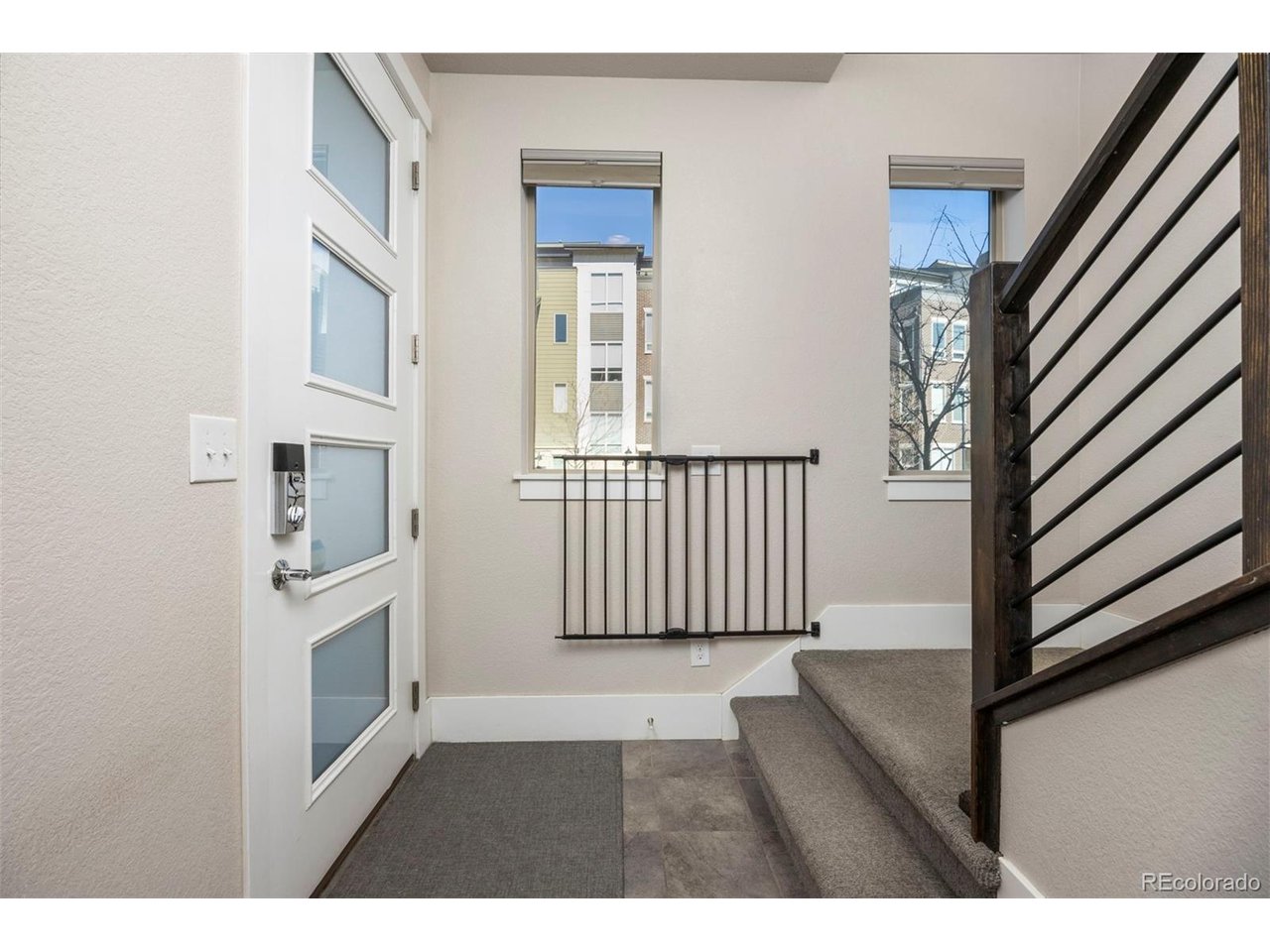 506 Promenade Dr