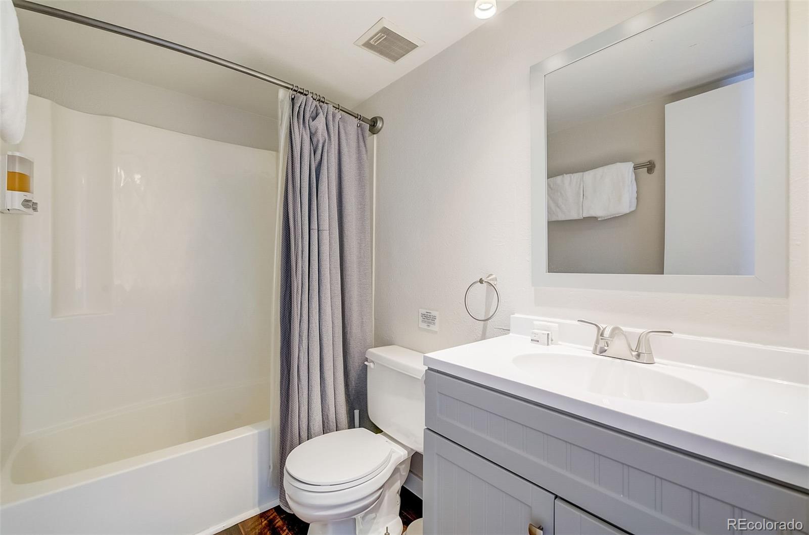 9876 Ryan Gulch Road Unit: 104