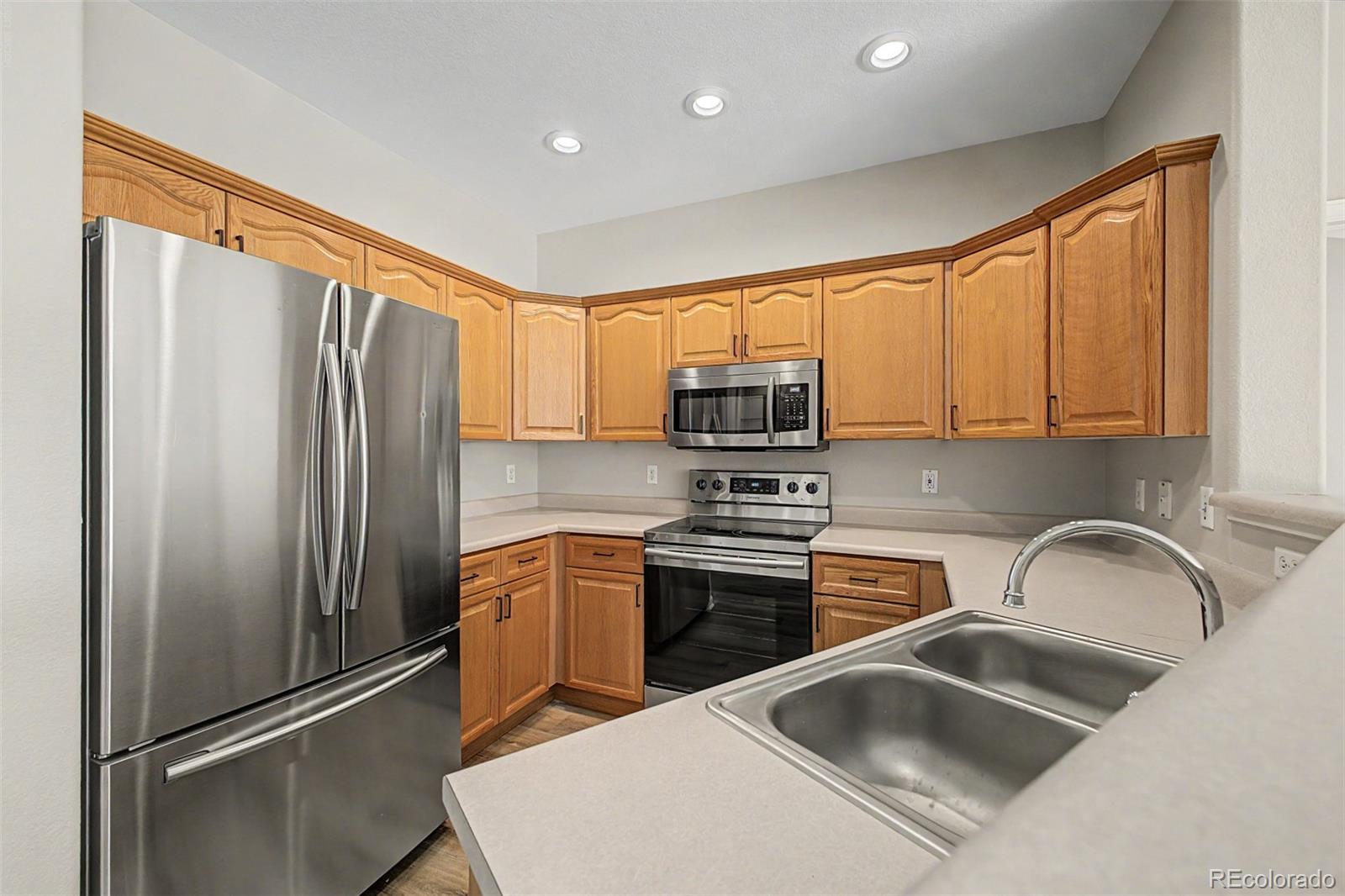 7479 S Alkire Street Unit: 302