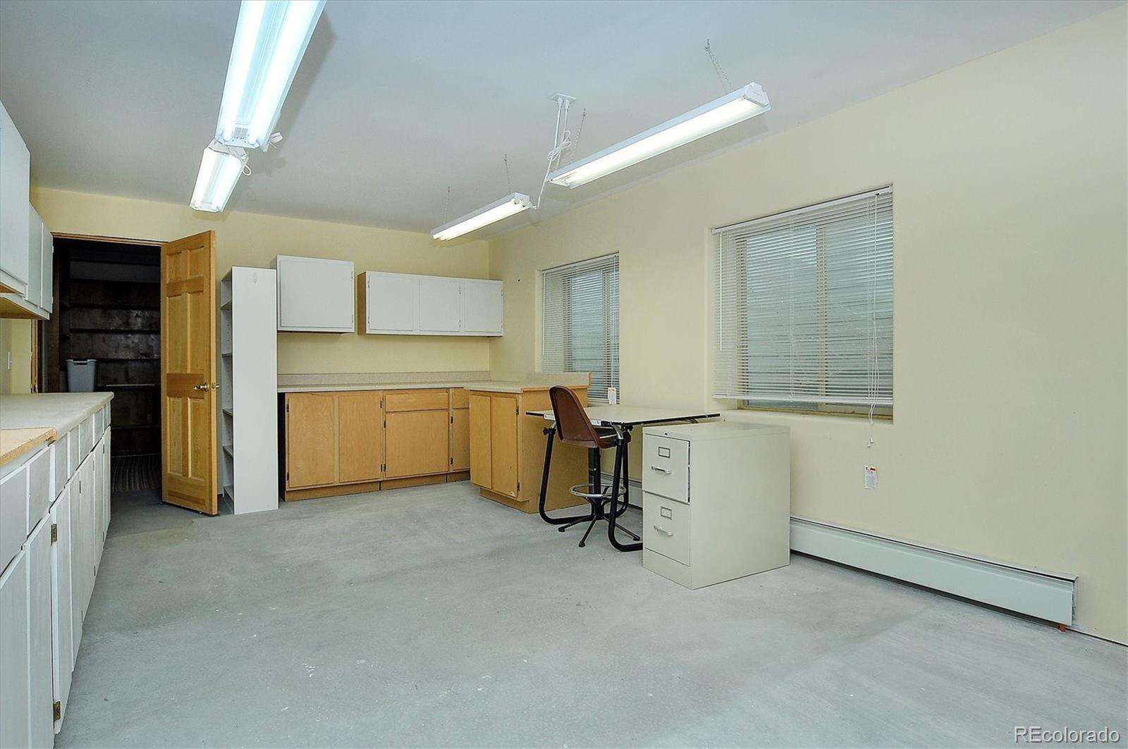 13942 Charcoal Circle