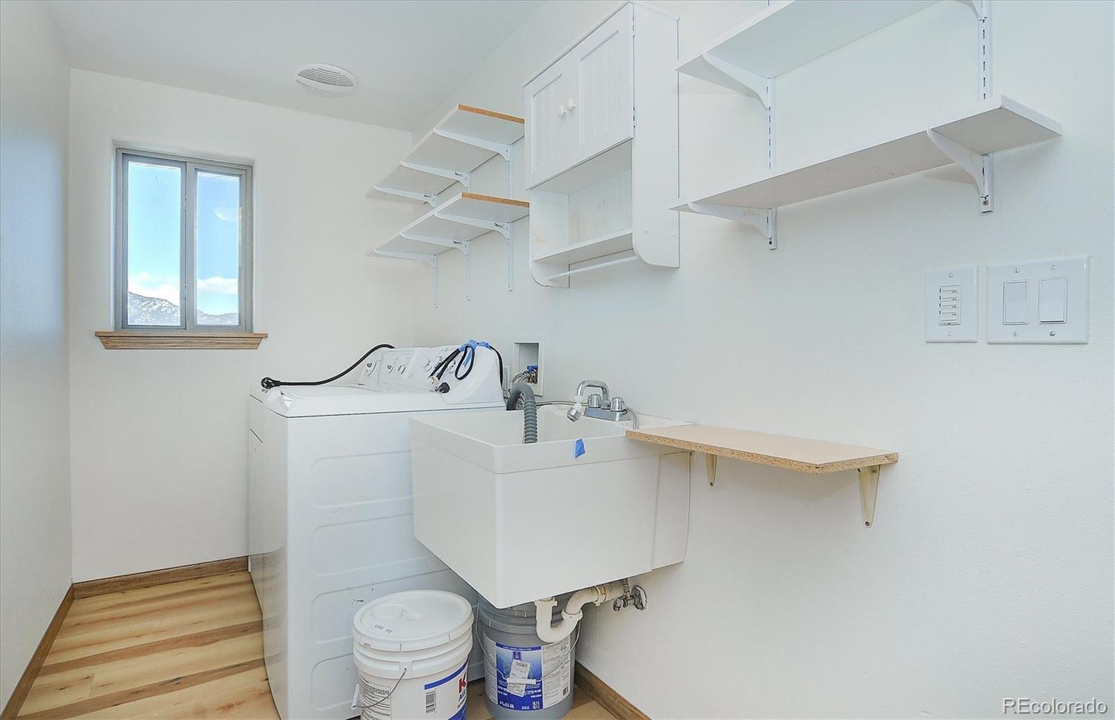 13942 Charcoal Circle