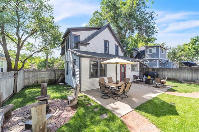 319 N Institute Street