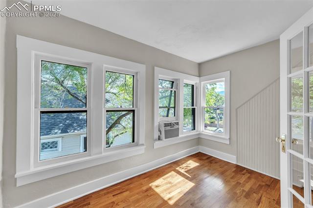 319 N Institute Street