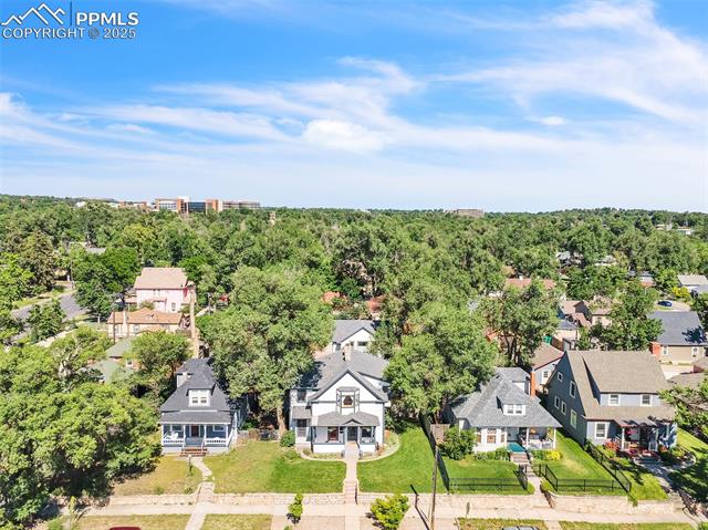 319 N Institute Street