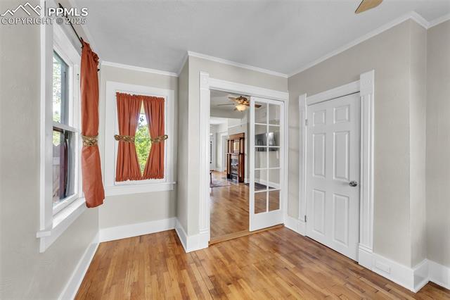 319 N Institute Street