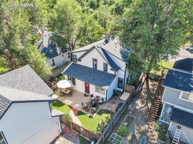 319 N Institute Street