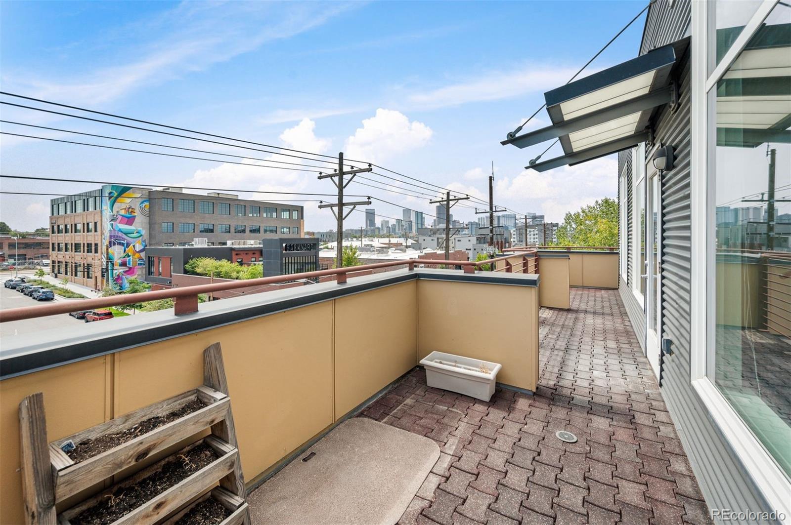 3101 Blake Street Unit: 401