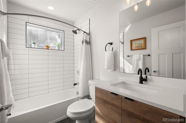 3455 W 63rd Place