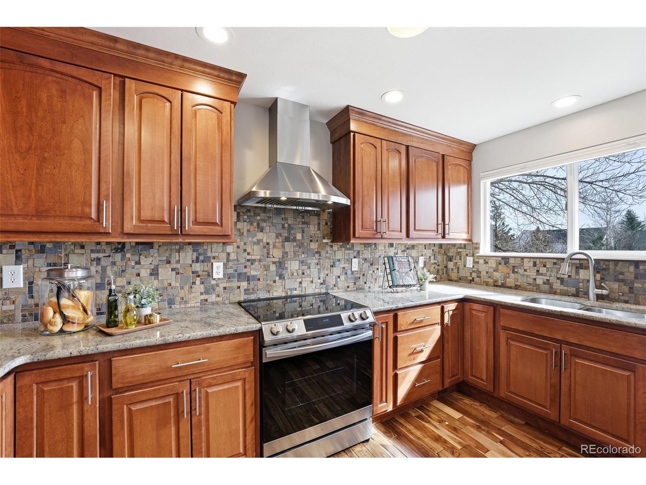 743 Eaton Cir
