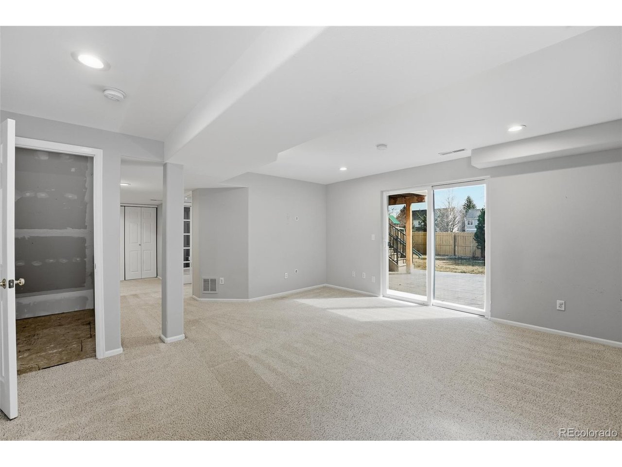 743 Eaton Cir