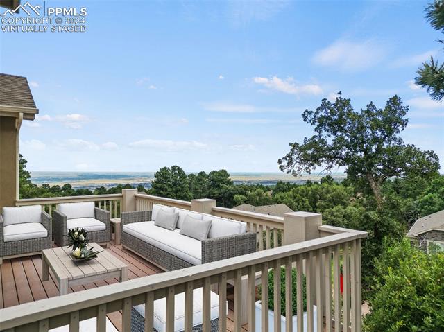 561 Hidden Cottage Grove