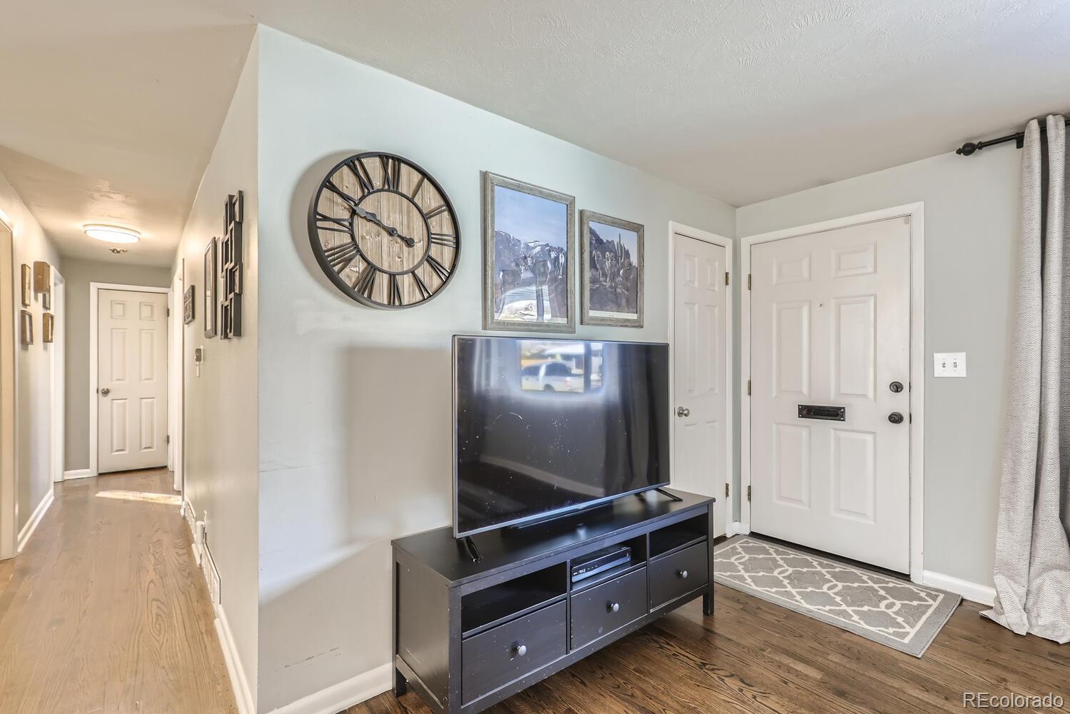 2936 S Fenton Street