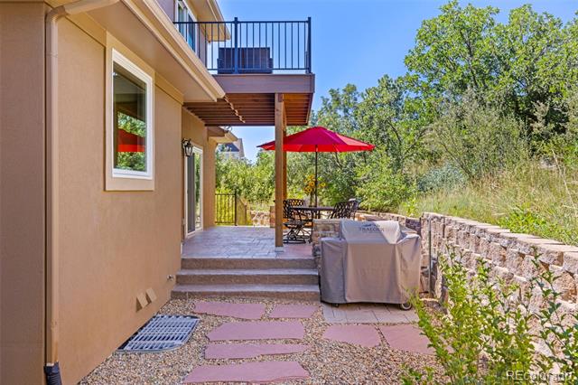525 Valley Drive