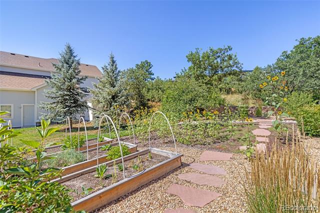 525 Valley Drive