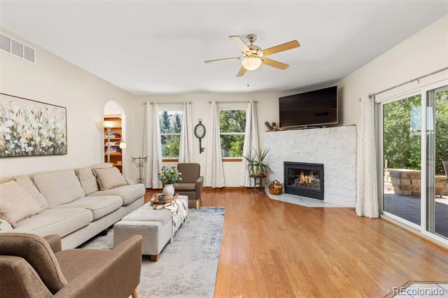 525 Valley Drive