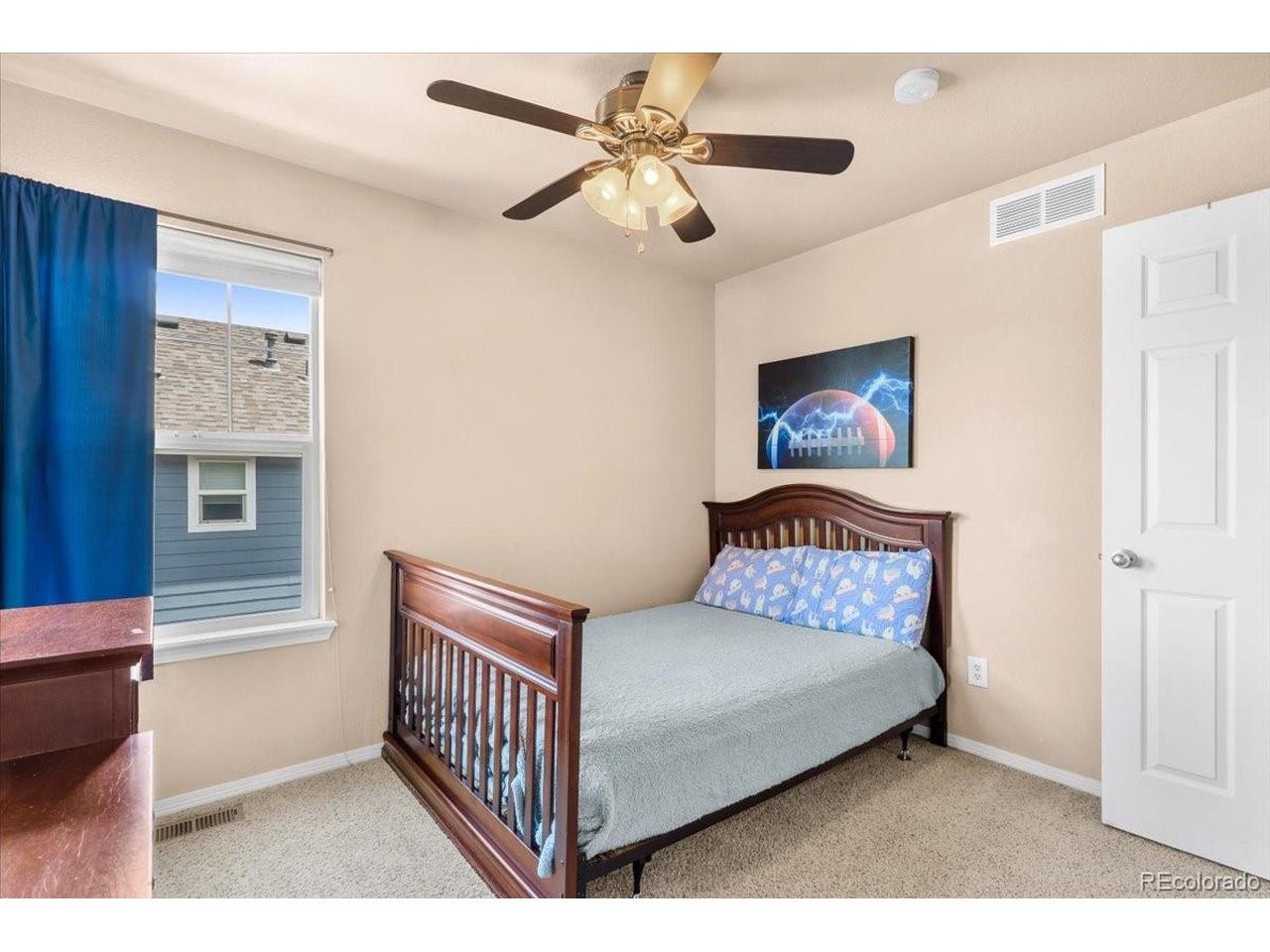 1946 E 167th Dr