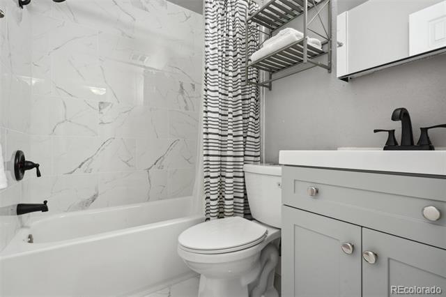 1111 Maxwell Avenue Unit: 219