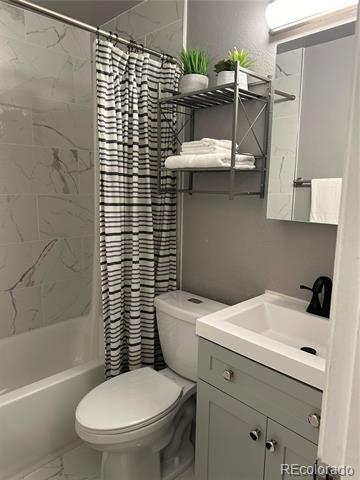 1111 Maxwell Avenue Unit: 219