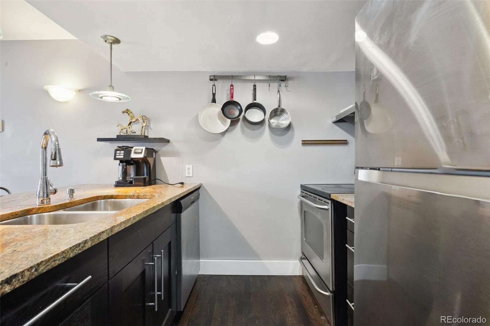 1111 Maxwell Avenue Unit: 219
