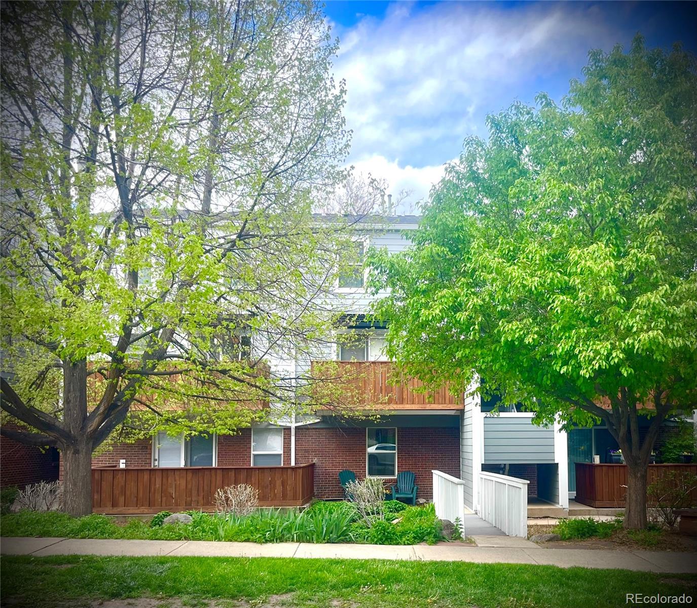1111 Maxwell Avenue Unit: 219