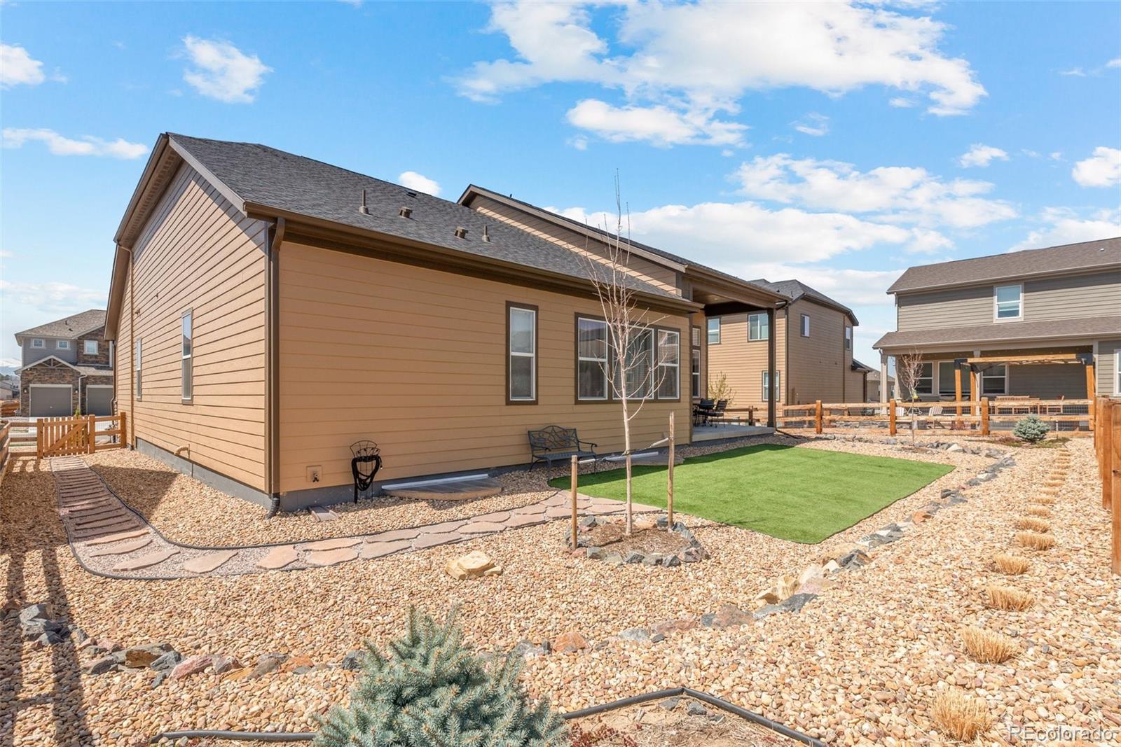 1155 Fox Hills Court