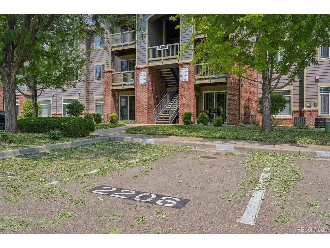 804 Summer Hawk Dr 2206