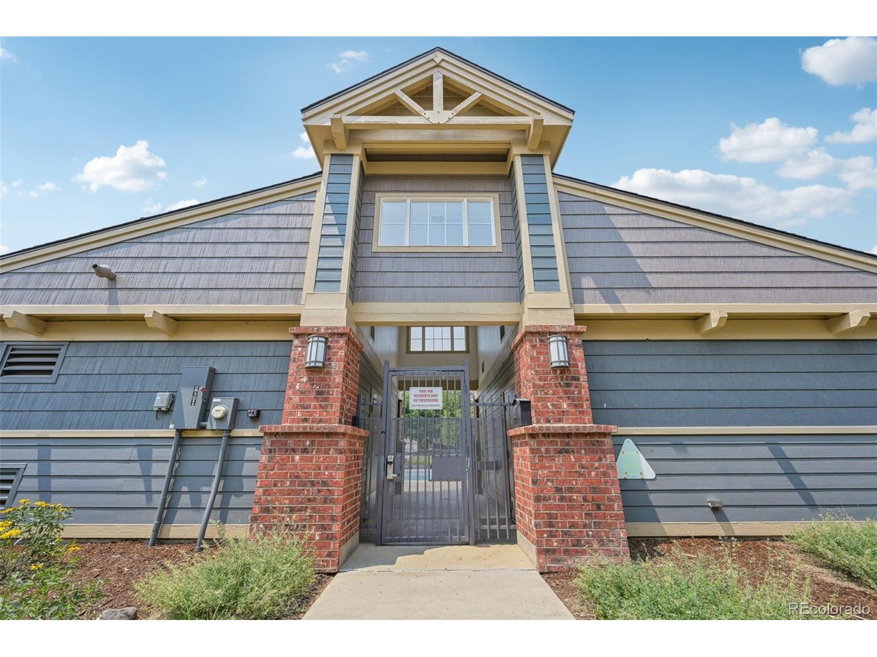 804 Summer Hawk Dr 2206