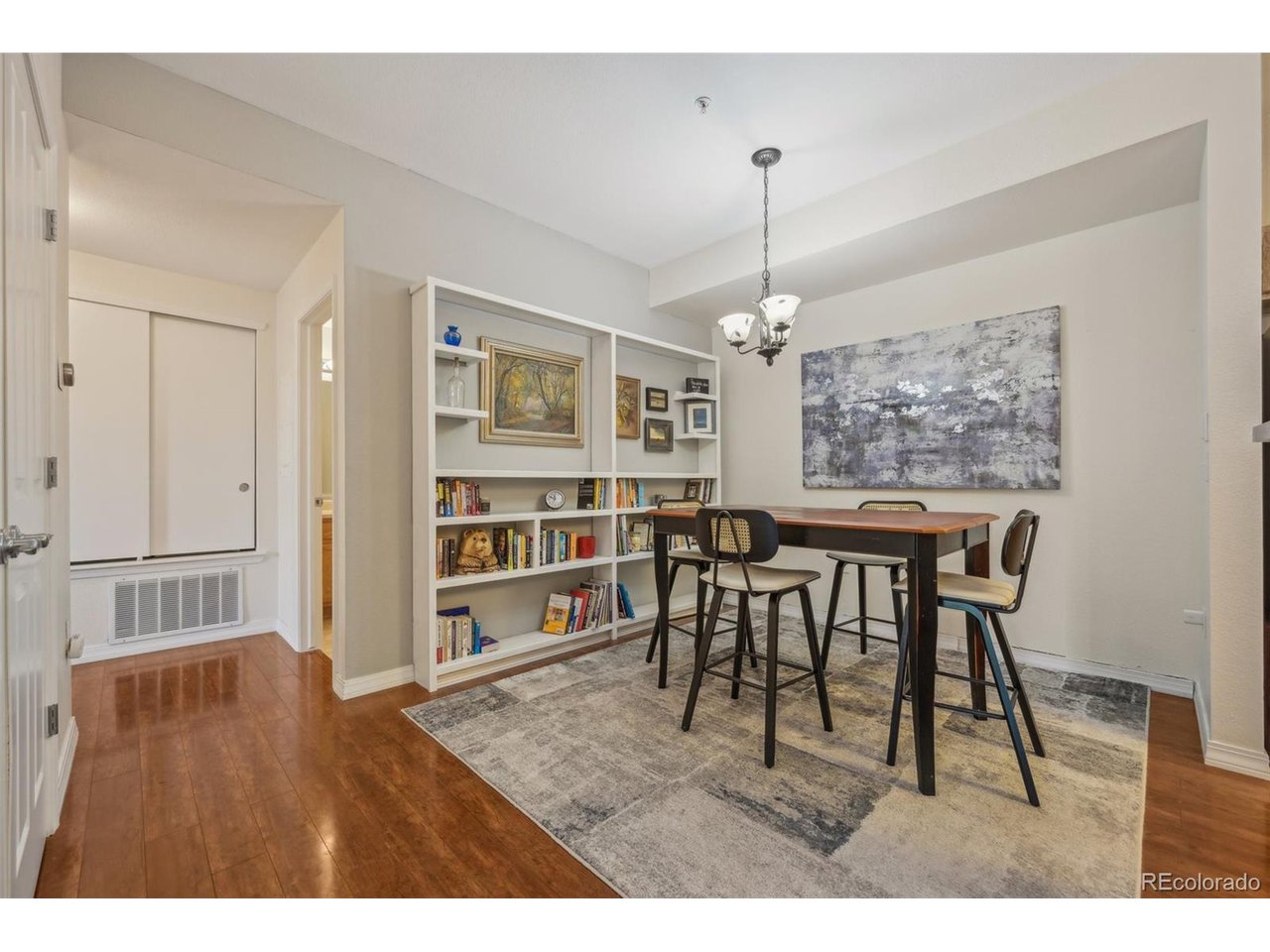 804 Summer Hawk Dr 2206