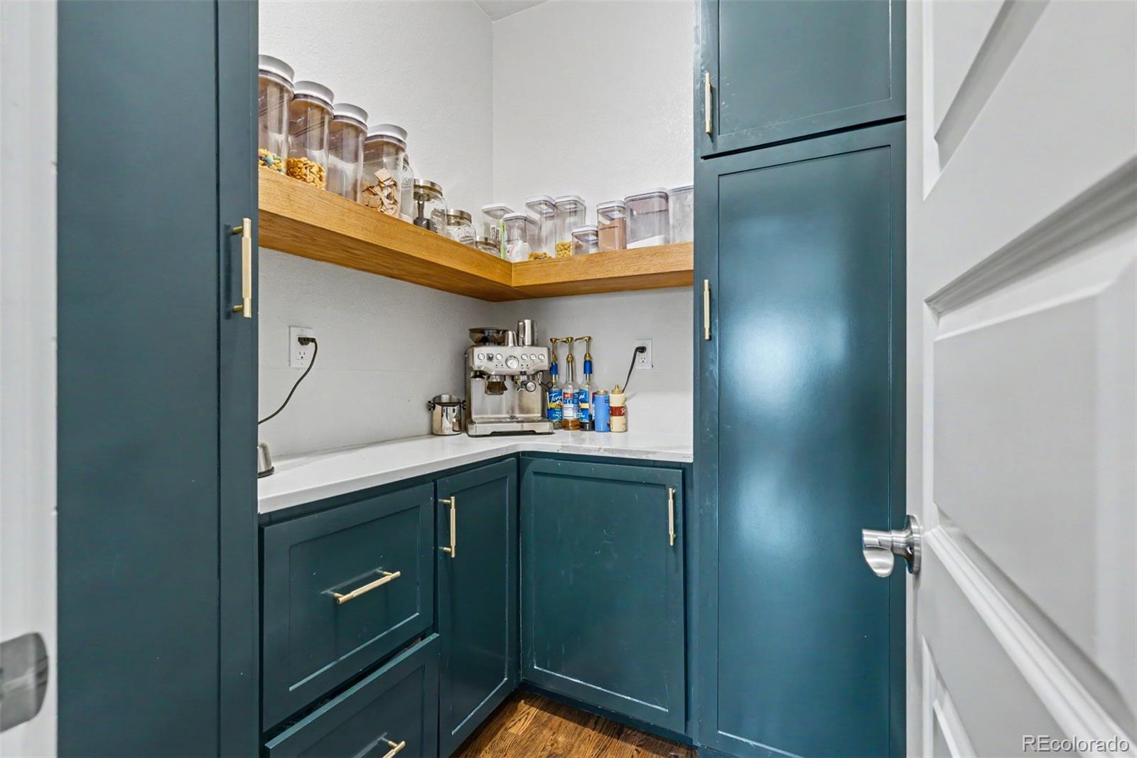 3101 Zodiac Place