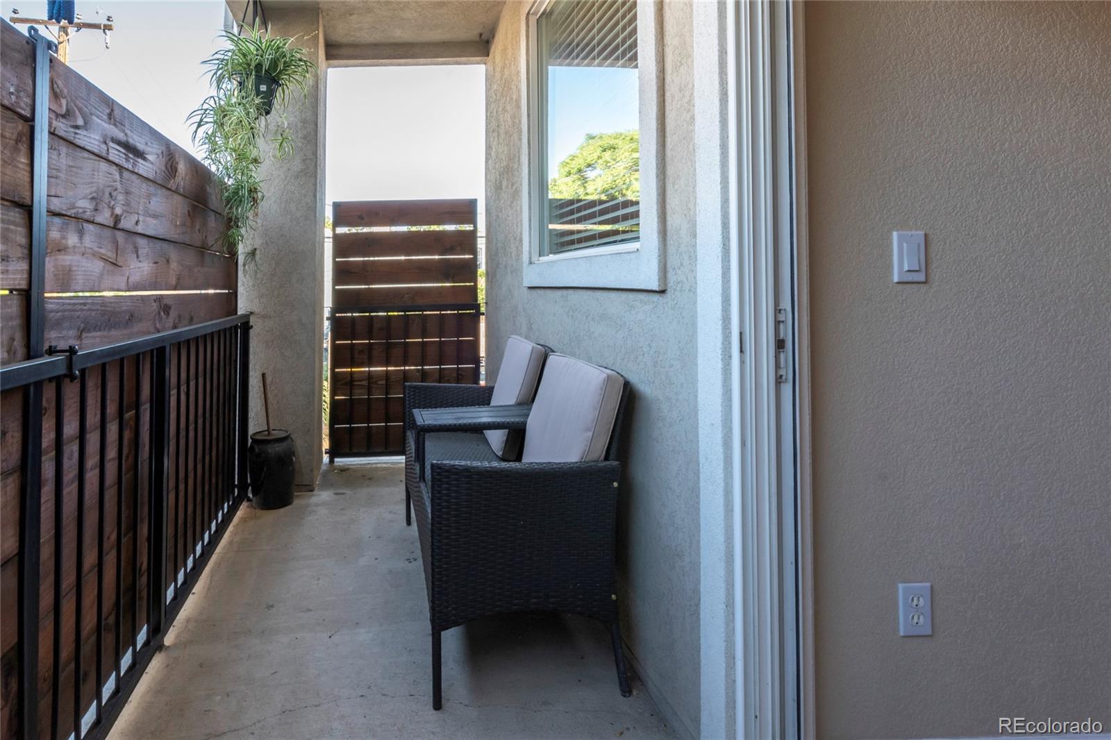 1735 N Ogden Street Unit: 106