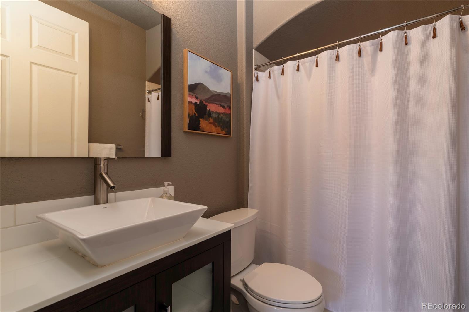 1735 N Ogden Street Unit: 106