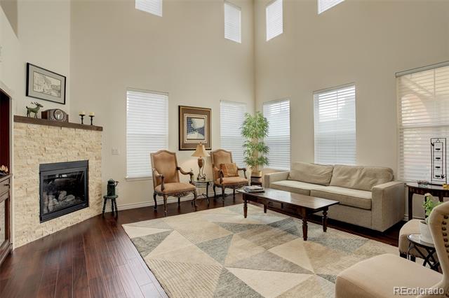 9506 Pendio Court