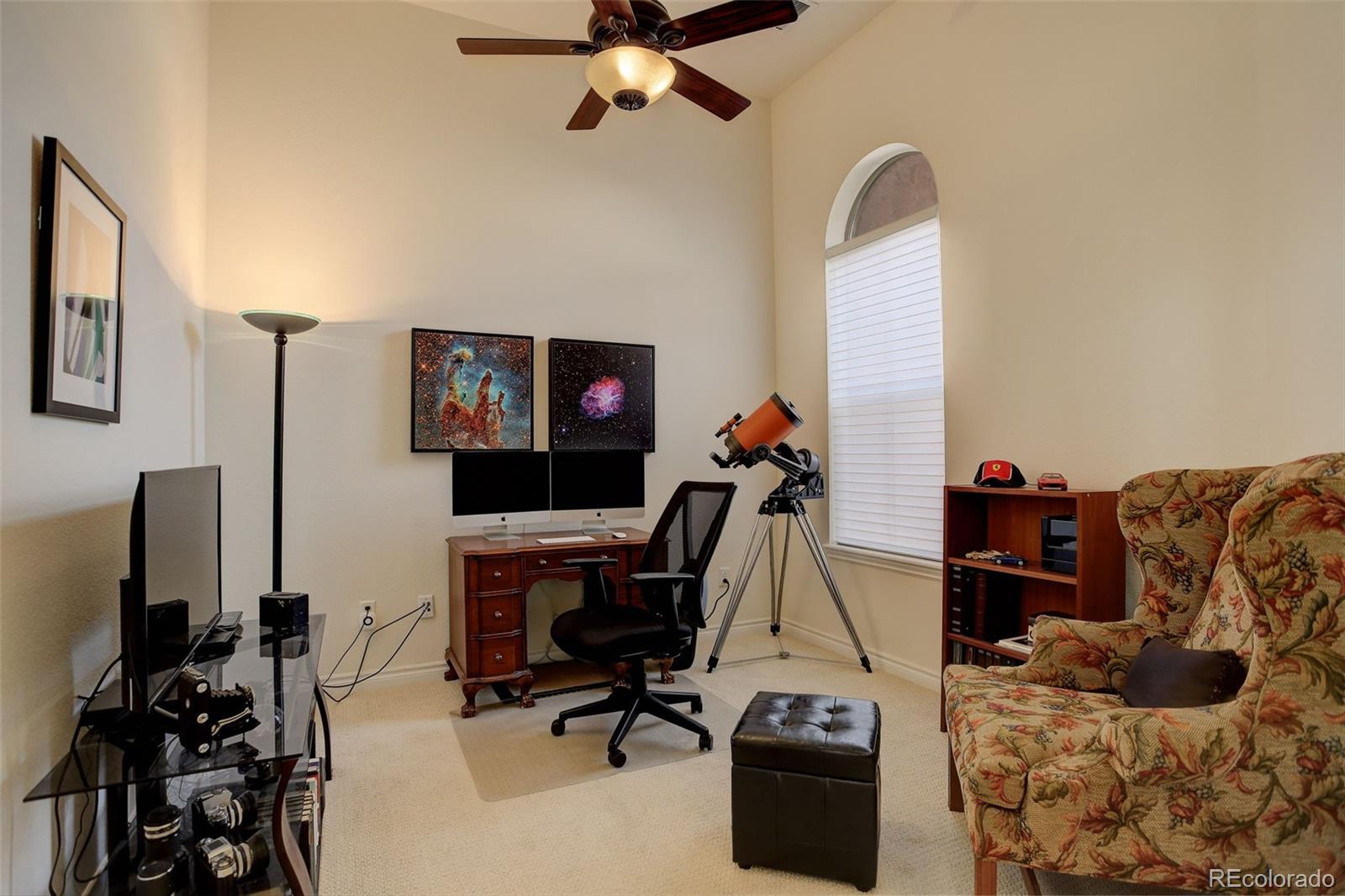 9506 Pendio Court