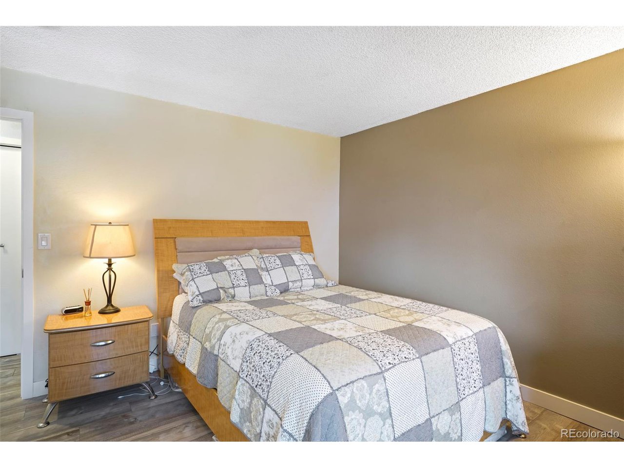14206 E 1st Dr B09