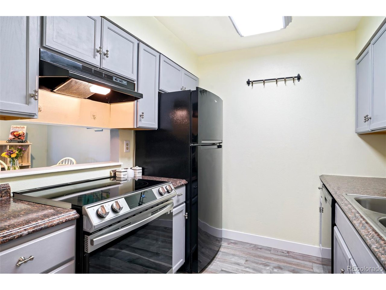 14206 E 1st Dr B09