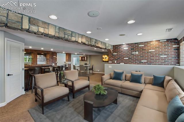 9342 Royal Melbourne Circle