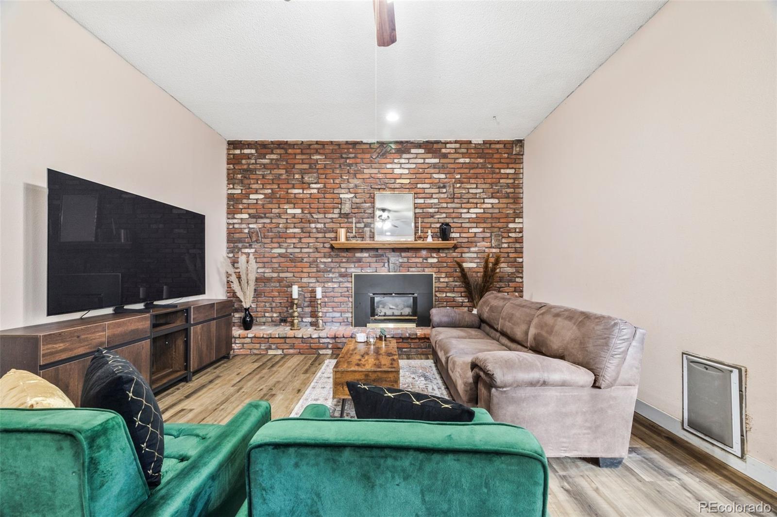 5054 W 61st Drive