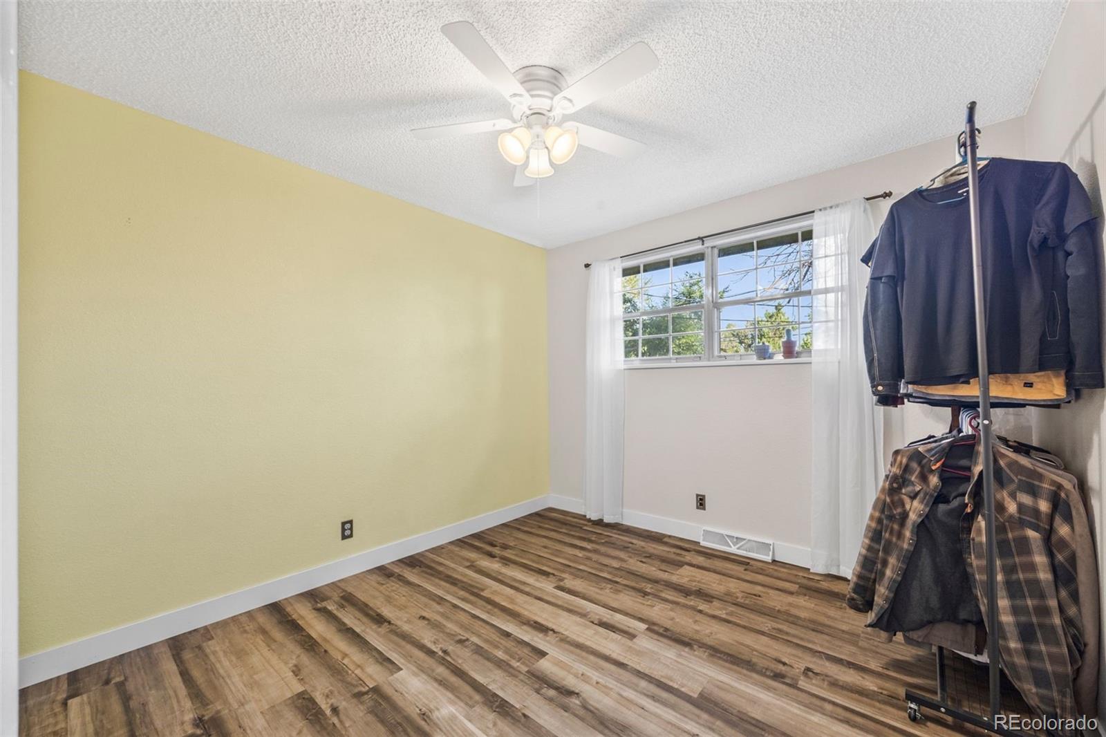 5054 W 61st Drive