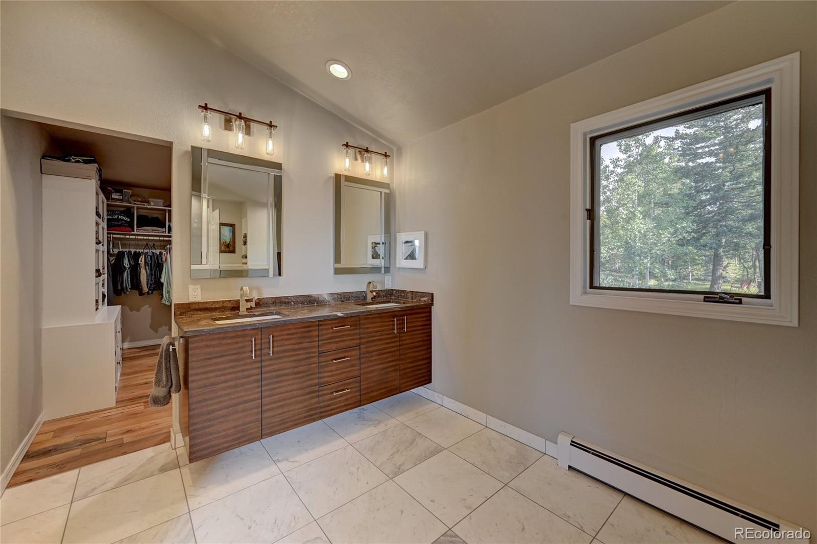7904 Armadillo Trail