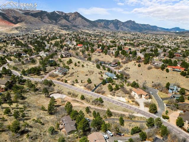 1425 Oak Hills Drive